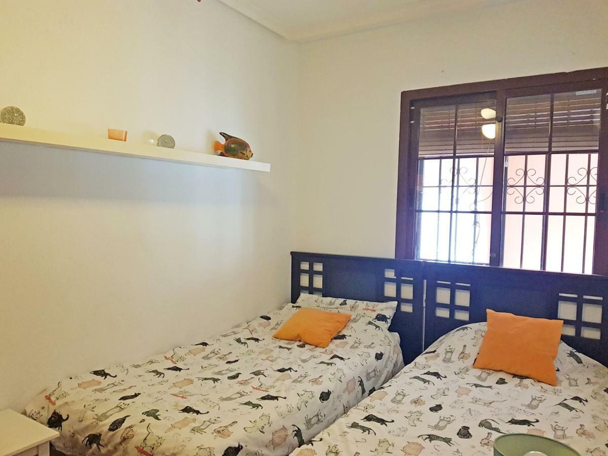 Calle Carlos Primero, Roda Ngoại thất bức ảnh